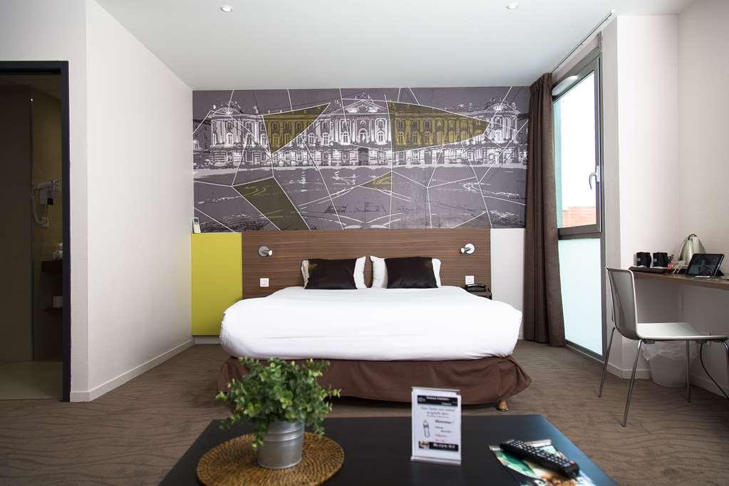 Brit Hotel Toulouse Colomiers - L'Esplanade 객실 사진